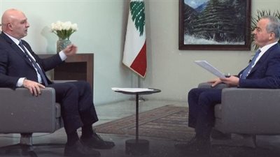 الرئيس اللبناني: ملتزمون بتطبيق القرار 1701 