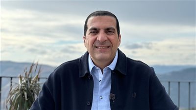 شاهد.. الداعية عمرو خالد يعرض برومو برنامجه نبي الإحسان