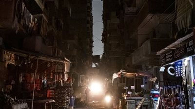 خطة الكهرباء لمواجهة ارتفاع الأحمال خلال شهر رمضان.. 13 توجيهًا من الوزير