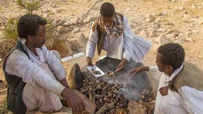 الغمسة والعصيدة أشهر مأكولات رمضان في حلايب وشلاتين | صور