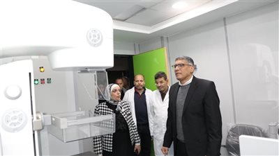 في جولة مفاجئة.. محافظ الجيزة يشهد تركيب جهاز الماموجرام بمستشفى الوراق المركزي| خاص