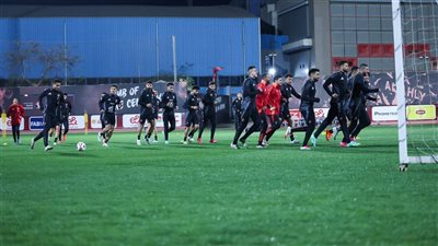 الأهلي يستأنف تدريباته استعدادًا لمواجهة طلائع الجيش في الدوري الممتاز