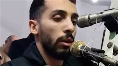 كريم فؤاد نجم الأهلي يؤم المصلين بالتراويح في مسقط رأسه بالغربية| بث مباشر 