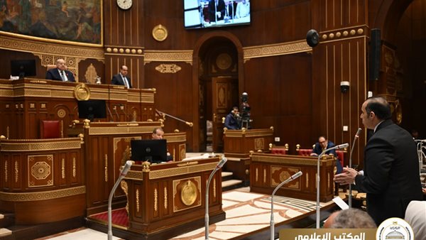 وزير الشئون النيابية