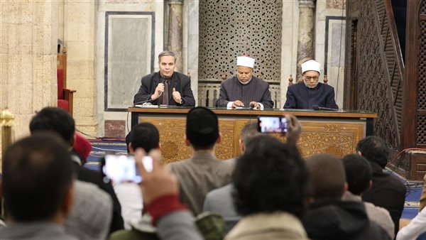 جانب من الجلسة