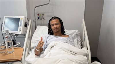 رسالة من ناثان آكي عقب إجرائه عملية جراحية بسبب كسر في القدم