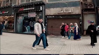 خدني بالأحضان.. أول تعليق من بطل فيديو برنامج محمد رمضان: الموضوع قلب هزار ومكنتش اعرف بيصوروا ايه؟