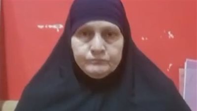 والدة محمد عبد الوهاب بعد ظهورها بإعلان الأهلي: مقدرتش أتأخر عليه | بث مباشر