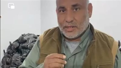 مواطن يجهز 5000 شنطة رمضانية لتوزيعها على الأكثر احتياجًا بالإسماعيلية: بعمل كدا من 30 سنة وكله لوجه الله | بث مباشر