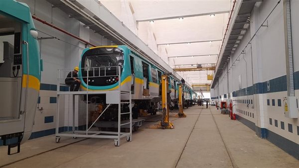 عمليات تصنيع قطارات