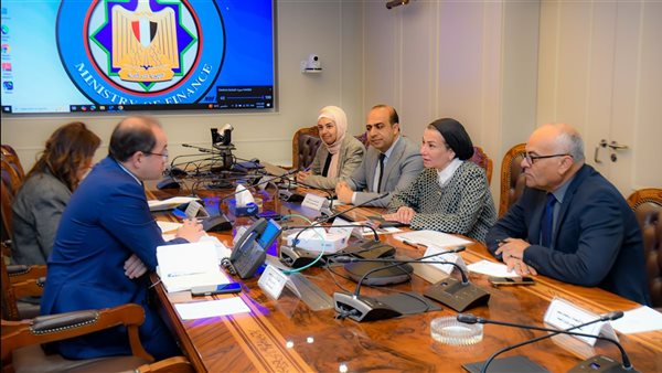 وزيرة البيئة 