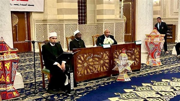 جانب من الندوة 