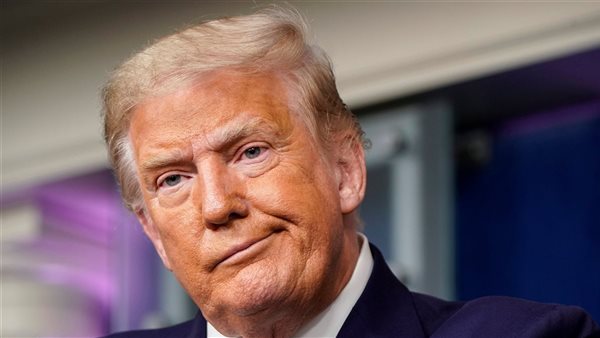 الرئيس الأمريكي دونالد