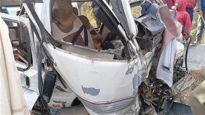 22 مصابًا الحصيلة النهائية لمصابي حادث تصادم ميكروباص وسيارة إسعاف خاصة بأسوان