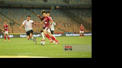 القنوات الناقلة لمباراة الأهلي ضد طلائع الجيش بث مباشر اليوم في الدوري المصري 2025 والتشكيل