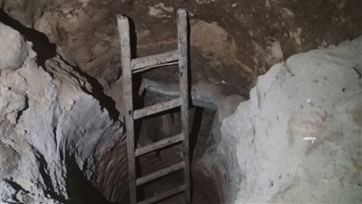 هبوط أرضي بسبب التنقيب عن الآثار داخل منزل مهجور بالمنوفية