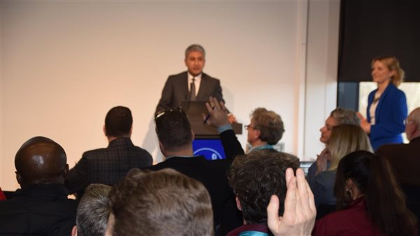 وزير السياحة والآثار