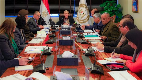 وزيرة البيئة 