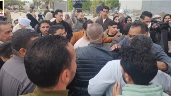 المصريون العائدون