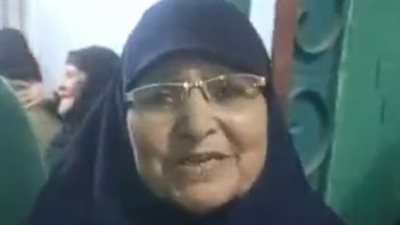 فرحة والدة الشقيقين العائدين من السودان: النهاردة عيد برجوع ولادي لحضني تاني | بث مباشر