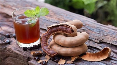 3 وصفات منعشة.. طريقة عمل التمر هندي وكيفية تحضيره عناب بالكركديه