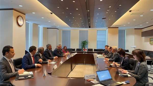 وزير السياحة والآثار