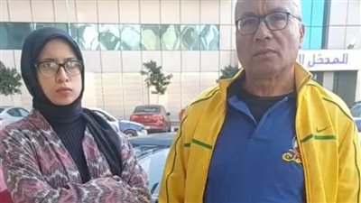 والد شاب تعرض لاعتداء وحشي لدفاعه عن فتاتين ببورسعيد: بطالب البنتين ييجوا يشهدوا معاه| بث مباشر