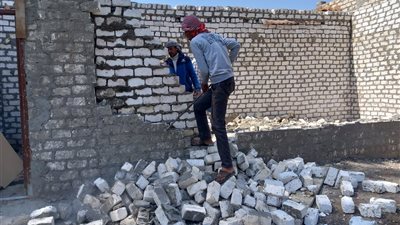 إزالة تعديات على الاراضي الزراعية وأملاك الدولة في سوهاج