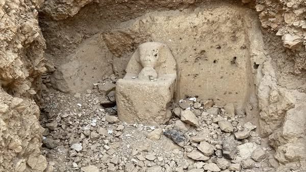 مقبرة سنموت مهندس