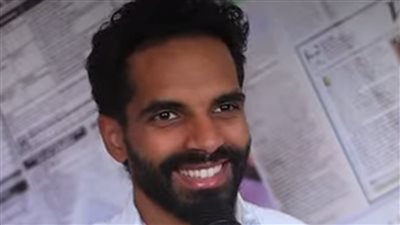 عمر شرقي عن إعادة لحنه إلى أغنية تيجي نسيب: كنت بنكش أكرم حسني