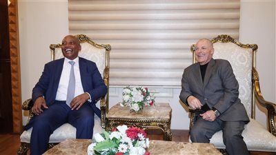 أبو ريدة يحظى بدعم عمومية كاف لحصد مقعد مجلس فيفا