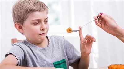 علماء يكتشفون أطعمة يومية قد يكون لها تأثير كبير على سلوك الأطفال