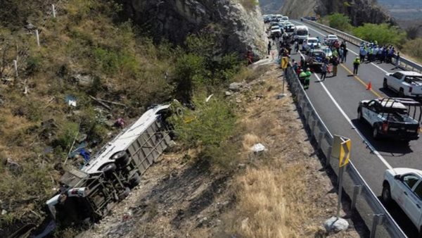 حادث انقلاب حافلة