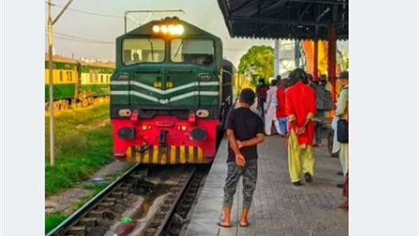 قطار باكستاني 