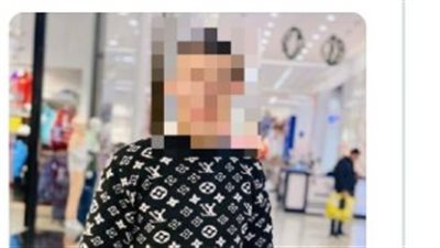 طالب مصري يقاضي رئيس الشركة الفرنسية بعد اتهامه بتدبير هجوم سيبراني على X