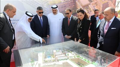 بحضور مدير عام صندوق أبو ظبي للتنمية.. وضع حجر الأساس لمشروع فندق سوفيتل ليجند الأهرامات