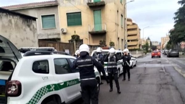  الشرطة الإيطالية