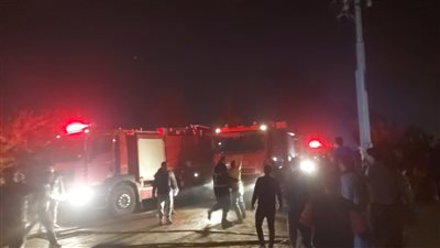 إصابة 19 شخصًا في حريق هنجر غزل وألياف بكفر الشيخ.. والحماية المدنية تحاول السيطرة