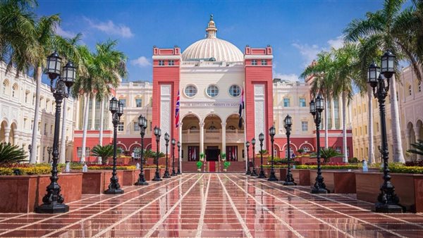 الجامعة البريطانية