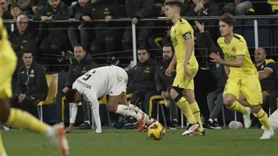 هل طلب ريال مدريد تغيير موعد مباراة فياريال؟.. الصحافة الإنجليزية تُكذّب نظيرتها الإسبانية والرابطة