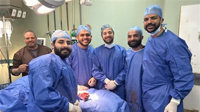 أخبار التعليم اليوم.. فريق طبي بقصر العيني ينجح في إعادة زرع يد شاب مبتورة