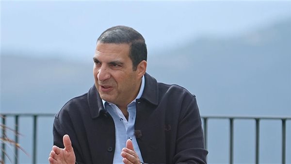 الدكتور عمرو خالد