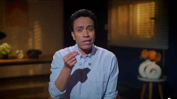 الفنان سامح حسين