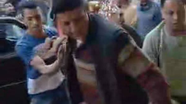 غلق سوبر ماركت التعدي