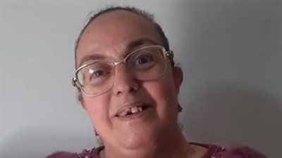 خرجت دكتورة وصحفيًا ومُعلمة.. الأم المثالية بالمنيا: كافحت بعد مرض جوزي وربنا عوضني في أولادي| بث مباشر