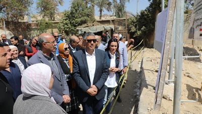 بتكلفة 64 مليون جنيه.. محافظ الجيزة يُطلق إشارة بدء أعمال الإحلال الكلي والإنشاء لمركز طب الأسرة بكرداسة