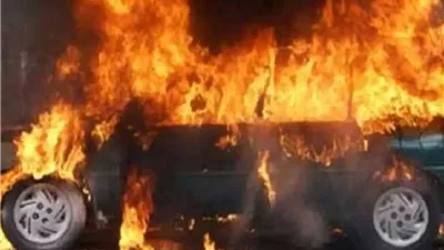 تسببا في احتراقها.. القبض على شخصين لإلقاء ألعاب نارية على سيارة بالإسكندرية