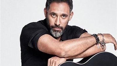 بعد الهضبة.. عمرو مصطفى يعلن دخول نجله الوسط الفني