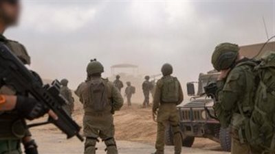 طائرات الاحتلال تشن غارات على دير البلح وقواته تقصف بلدة شيوخ العروب بالخليل