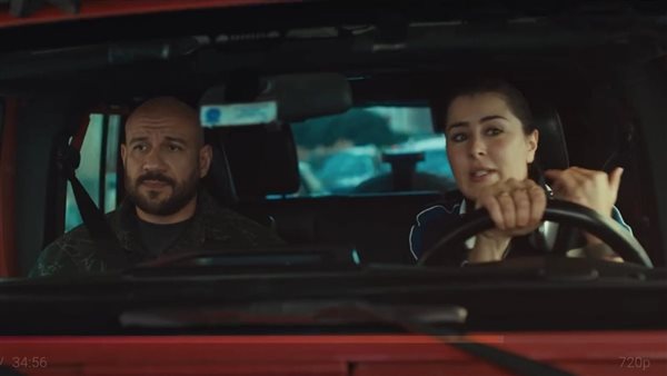 أحمد مكي وعائشة بن